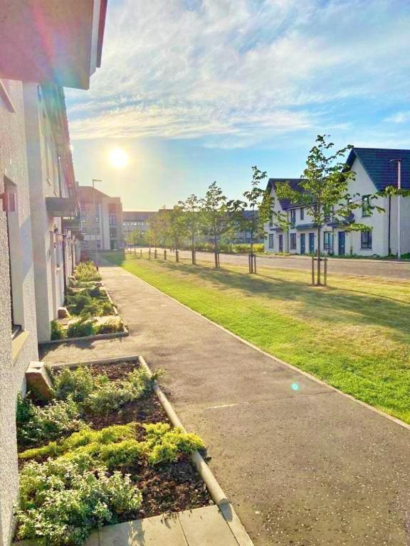 3 Bed House With Parking Near Airport Villa Edinburg Exteriör bild