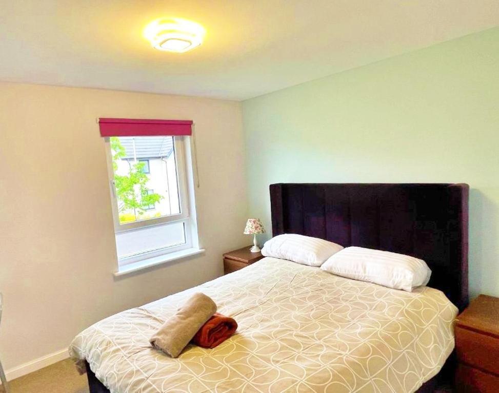 3 Bed House With Parking Near Airport Villa Edinburg Exteriör bild